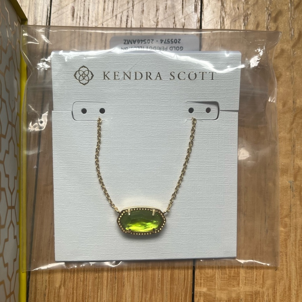 Kendra Scott Green and Gold Elisa Necklace